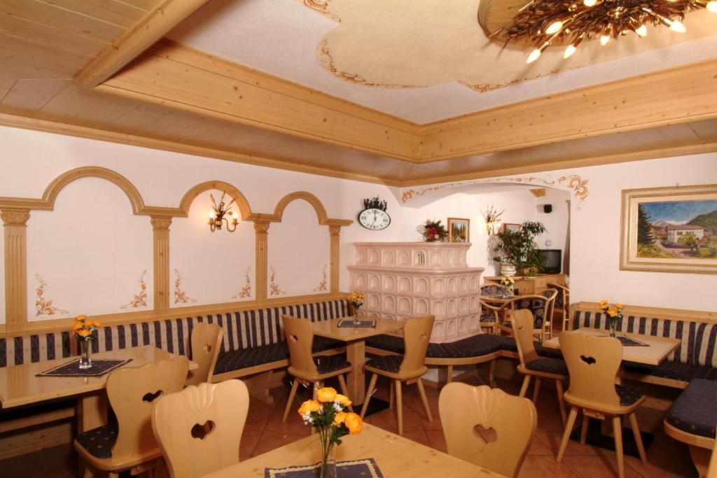 Albergo Fiordaliso Canazei Ngoại thất bức ảnh