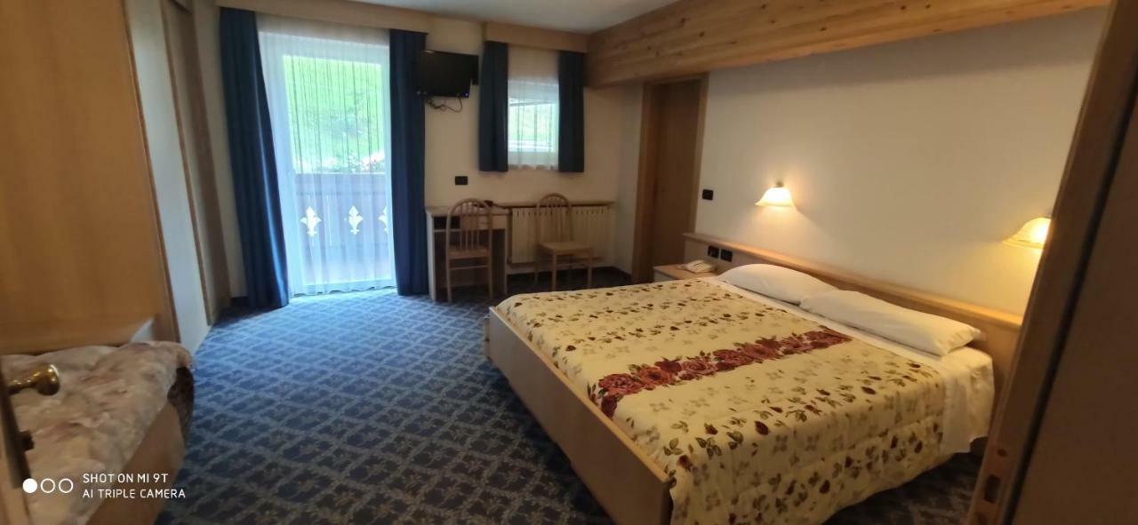 Albergo Fiordaliso Canazei Ngoại thất bức ảnh
